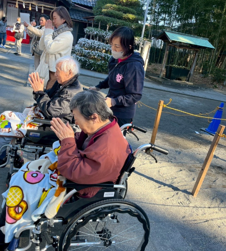 新年あけましておめでとうございます!