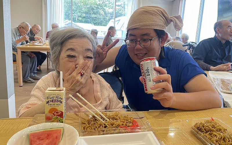 夏祭り「屋台ケアリー」を行いました。